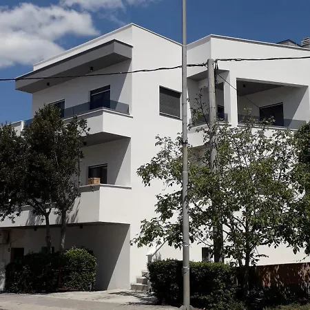 Skockica Apartamento Dugi Rat